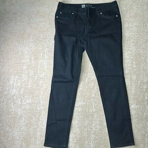 Mossimo Supply Co Women’s Premium Demin Skinny Jeans Size 12 Black
